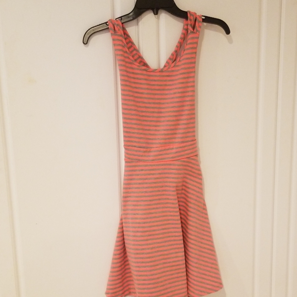 Windsor striped dress size medium